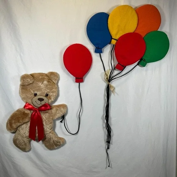 Vintage Nursery Room Balloons‎ Bear Quilted Padded Fabric Wall Circus Decor 80s