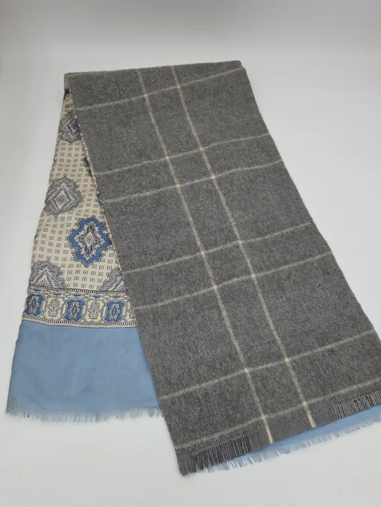 Vintage Reine Wolle Reversible Grey Blue Patterned Scarf