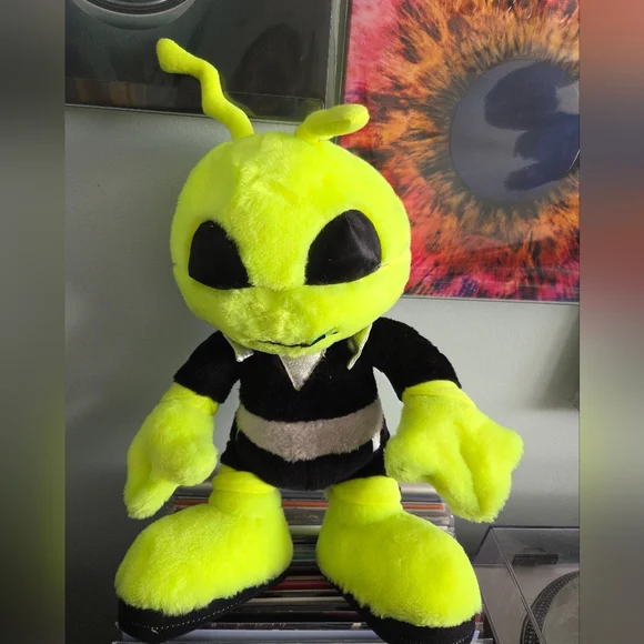 Vintage 1997 Large 19” Alien Namco Large Plush