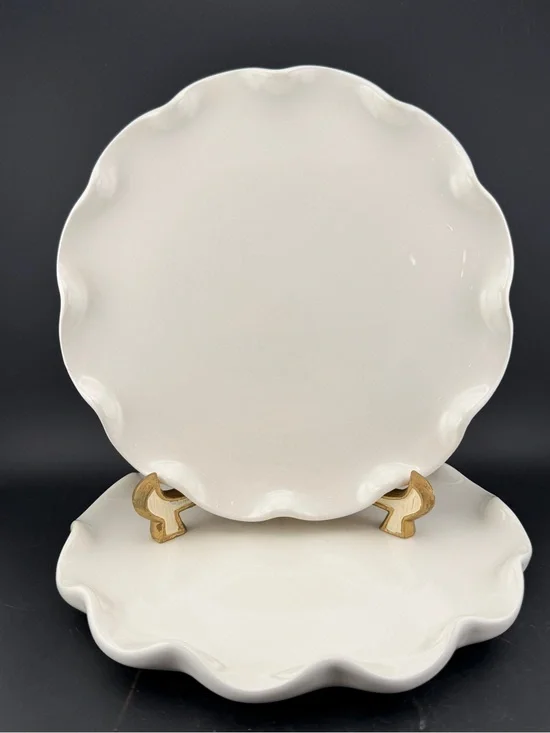 2 Williams-Sonoma Italy White Ruffled 8