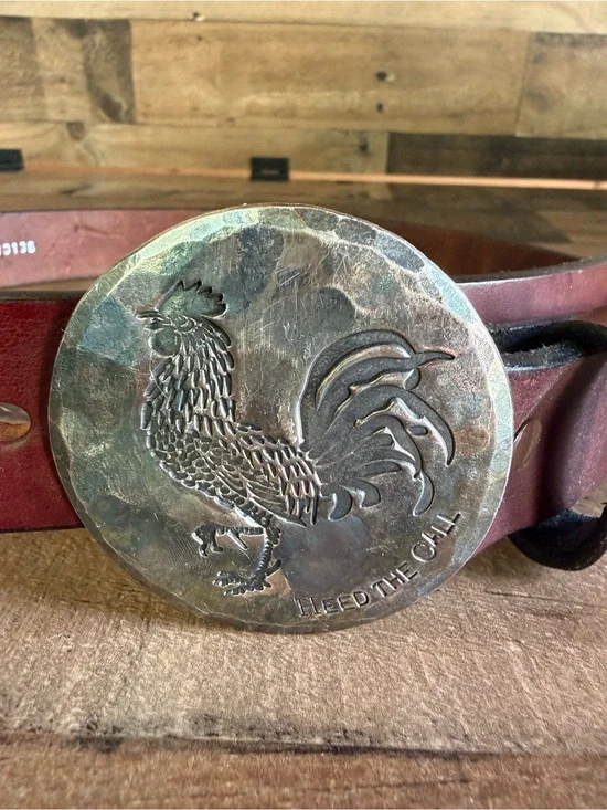 Howler Bro’s forged belt buckle Rooster with leather belt