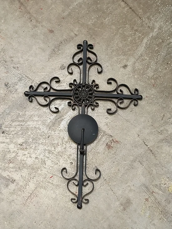 VINTAGE Metal Cross Black – Home Wall Decor Collapsible Candle Holder -