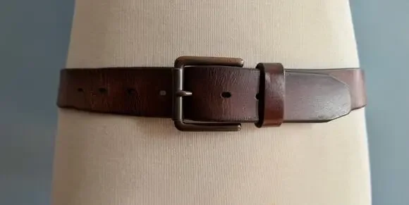 DOCKERS Distressed Brown Leather Belt Mens sz 36