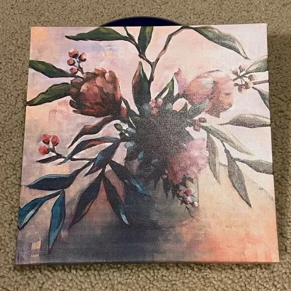 NWT 8x8 Unframed Stretched Printed Canvas Floral Design‎