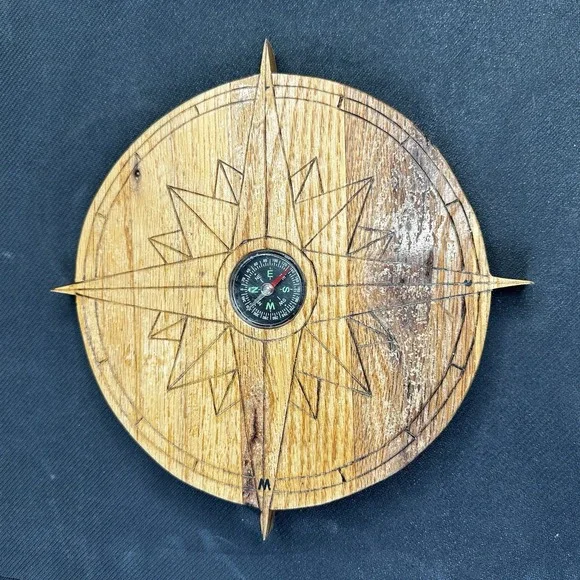 Nautical compass style‎ design wooden board wall art beach house decorative