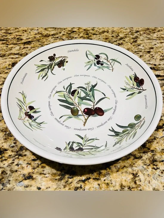 RETIRED Williams-Sonoma Olea Europaea Olive Pattern 13