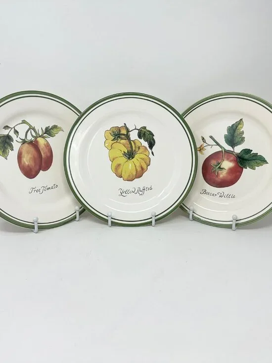 Williams Sonoma Vintage Heirloom Tomato Collection Luncheon/Salad/App Plates (3)