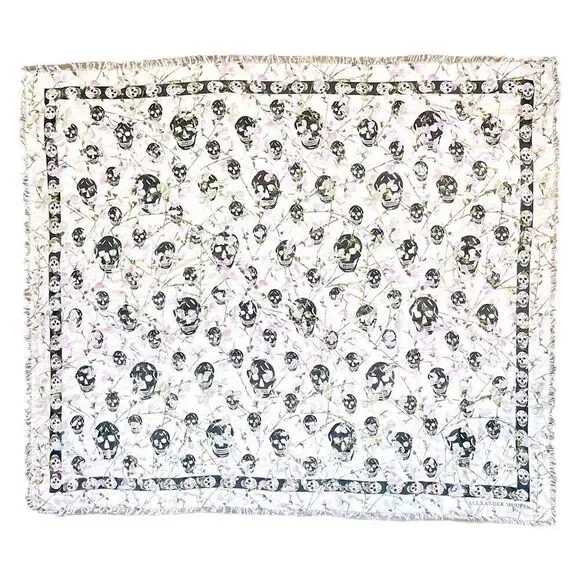 ALEXANDER MCQUEEN Classic Skull-Print Frayed Scarf