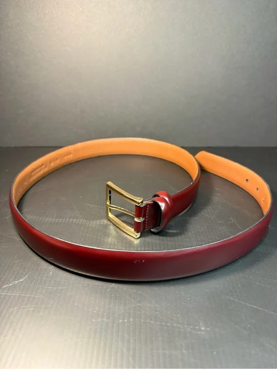 Roundtree & Yorke Burgundy Reversible Leather Dress Belt Gold Buckle Size 36