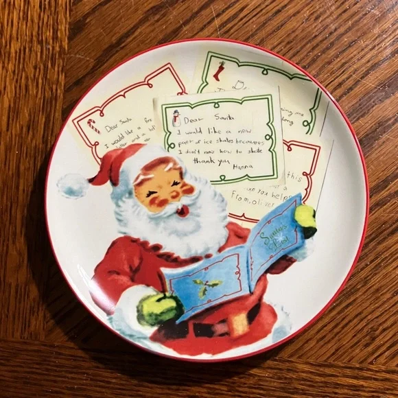 Williams Sonoma Outlet Holiday/Christmas/Letters to Santa Plates - Set of 4