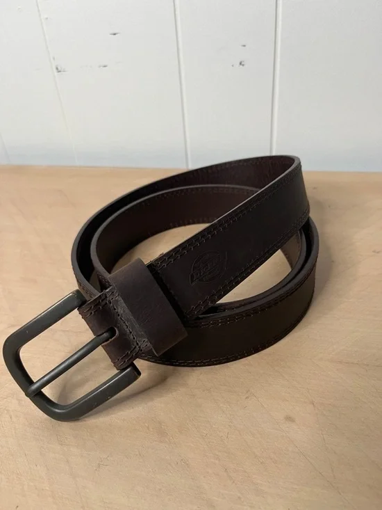 Dickies Men's Dark Brown Genuine Leather Belt Size