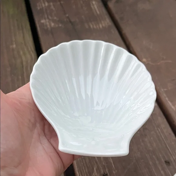 Pillivuyt Vintage Scallop Shell Dishes French White Porcelain