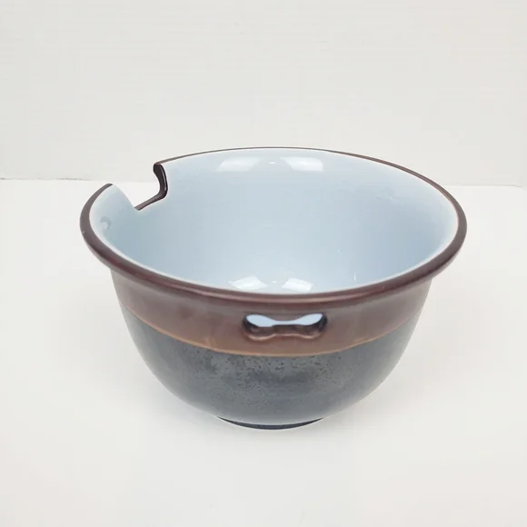Williams-Sonoma Japanese Rice Noodle  Bowl~Brown Black~Blue Crackle Interior