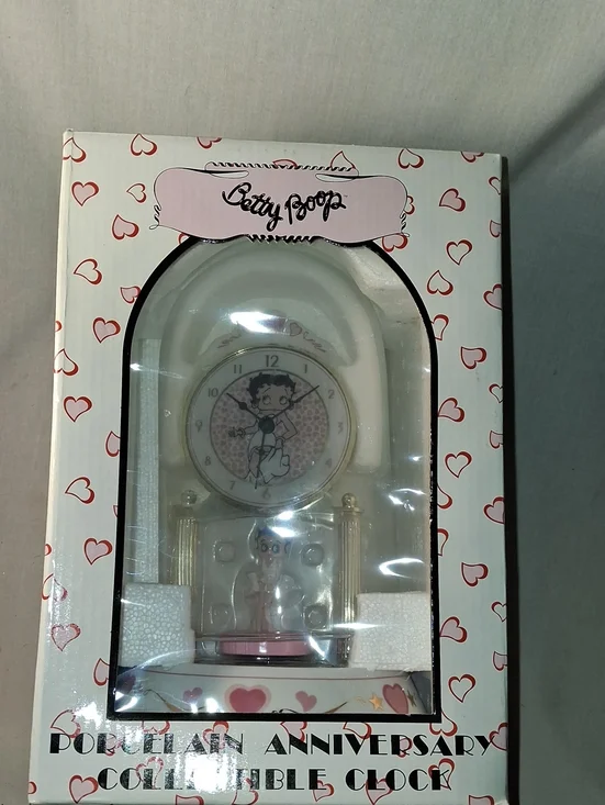 Vintage 2002 Betty Boop Anniversary Porcelain Decorative Clock Collectible
