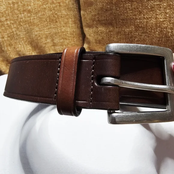Elegant Dark Brown Leather‎ Belt with Silver Buckle