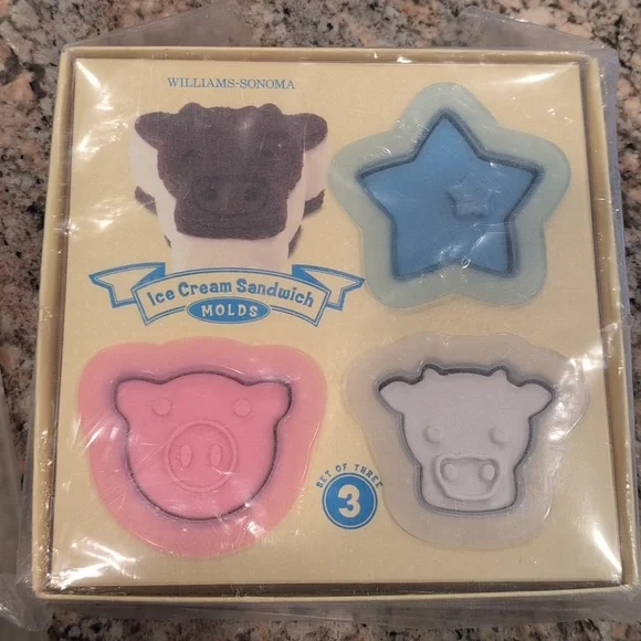 Williams Sonoma Animal and Star Ice Cream Molds - Pink, Blue, Gray