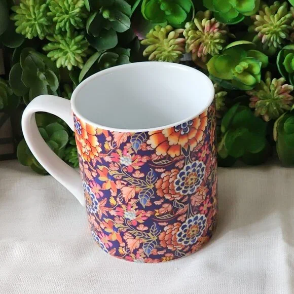 New Williams Sonoma California Porcelain floral Tea Cup / Coffee Mug