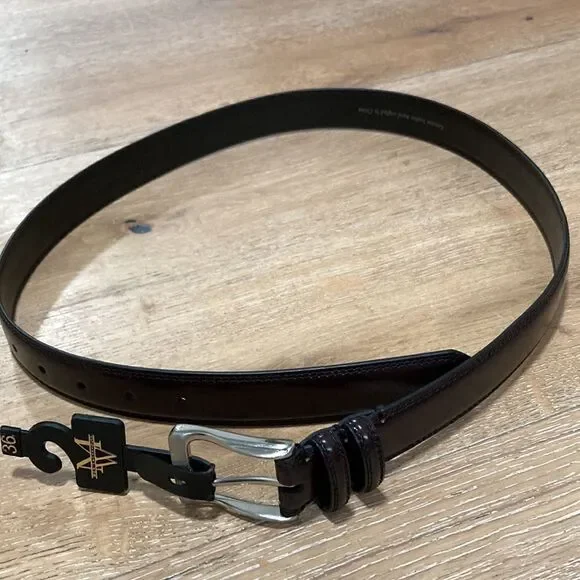 NWT Mens Warehouse brown leather belt-36