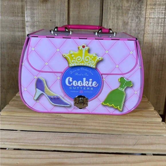 Williams Sonoma Dress Up Clothes Head To Toe Bougie Cookie Cutters Metal Purse