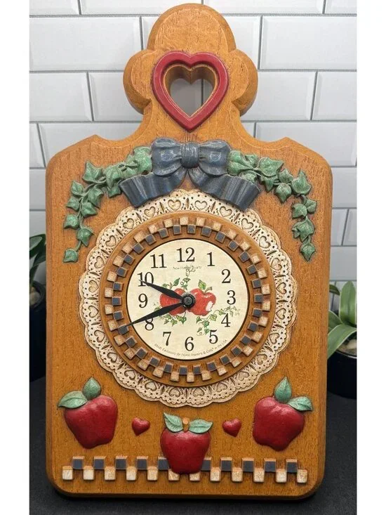 Vintage Home Interiors Apple Wall Clock With Heart & Bow Design