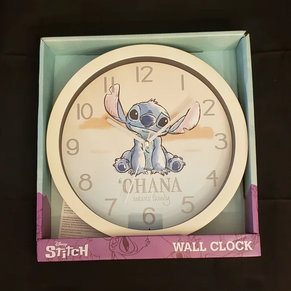 🆕️ Ohana Stitch Analog Wall Clock NWT