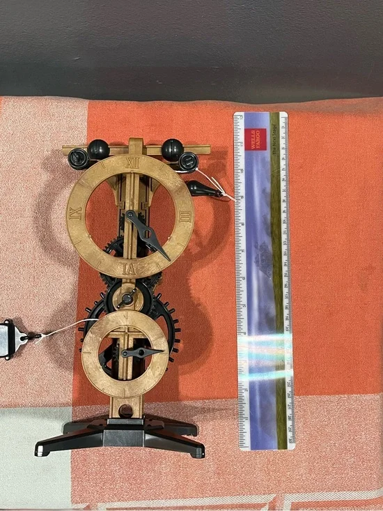 Academy Da Vinci clock Model