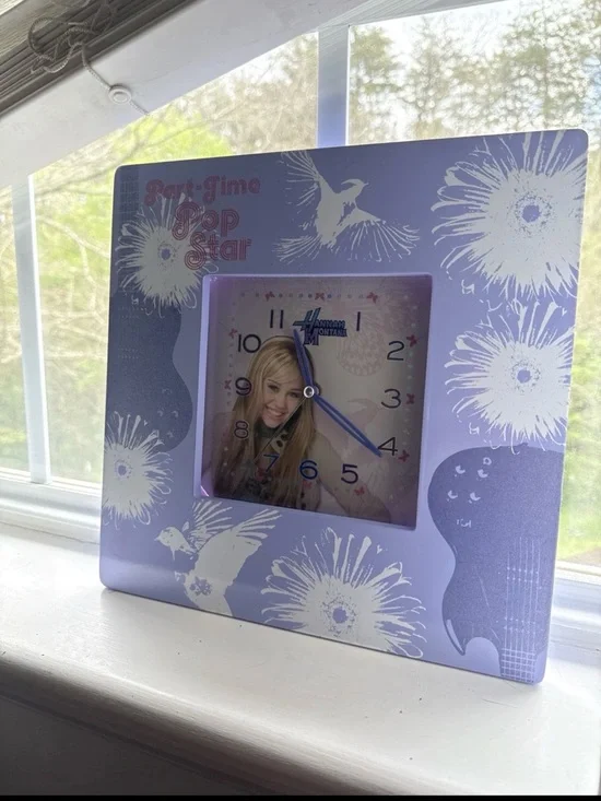 Disney Hannah Montana Clock Y2K Girls Collectible Miley Cyrus Purple Not Tested
