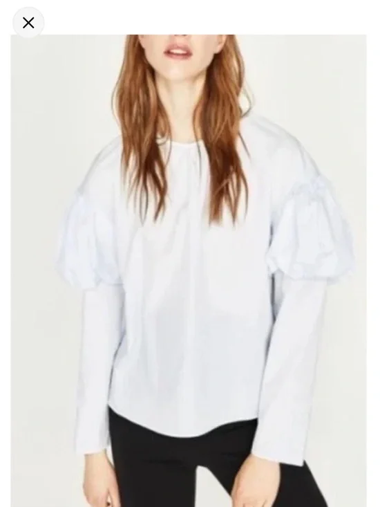 Zara poplin puff sleeve light blue shirt XS