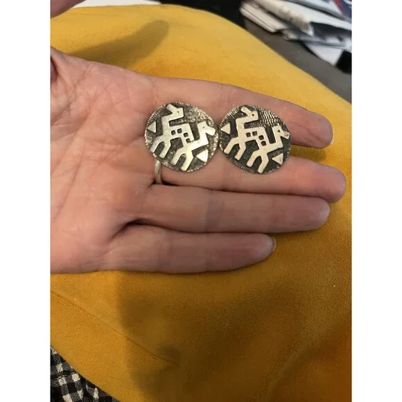 Vintage MCM  1960’s Old 900 Silver Ecuador Carved Etched Llama Cufflinks Men’s