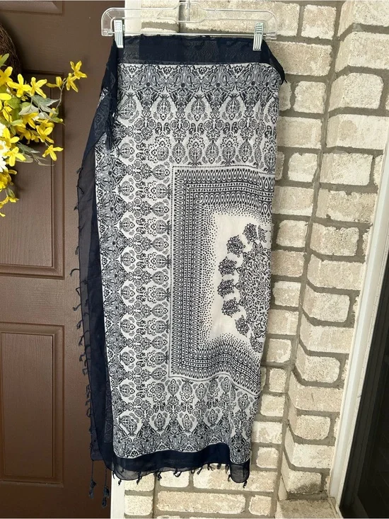 Navy and White Paisley Print Wrap Scarf.
