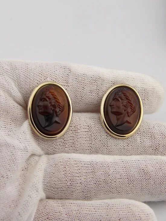 Vintage Swank Tivoli Cameo Cufflinks Trojan Soldier Profile