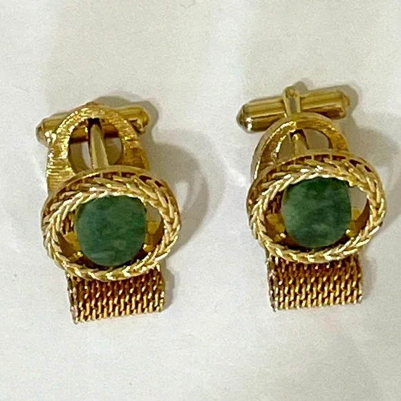 Vintage SWANK Men’s Cufflinks Gold-tone Green Jade Stone Web Mesh Band