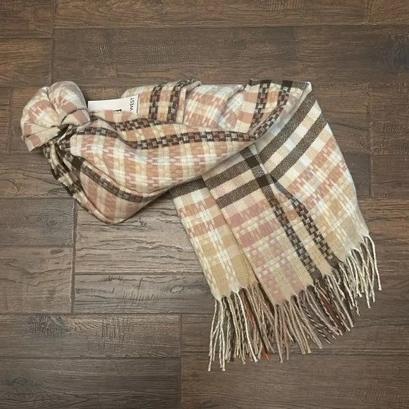 Nine West Textured Soft Touch Wrap Scarf pink & brown cream NWT