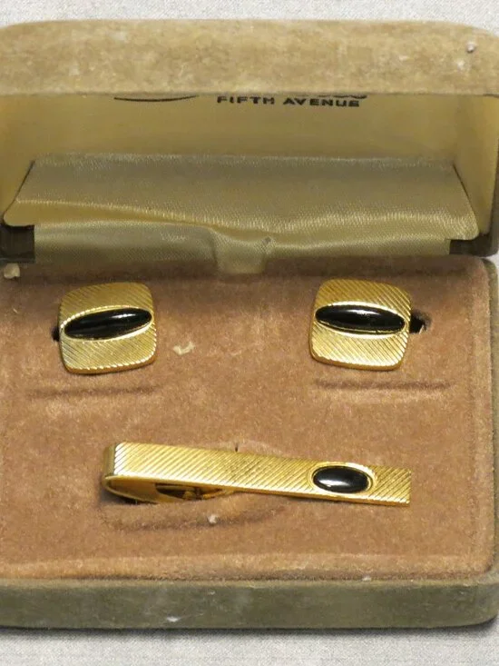 Sheilds Fifth Avenue Tie Clip/Cufflink Set in Original Box