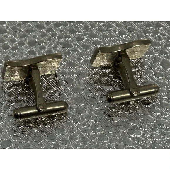 Vintage Silver Tone Curved Ridged Textured Cufflinks Formal Mens Wedding Jewelry