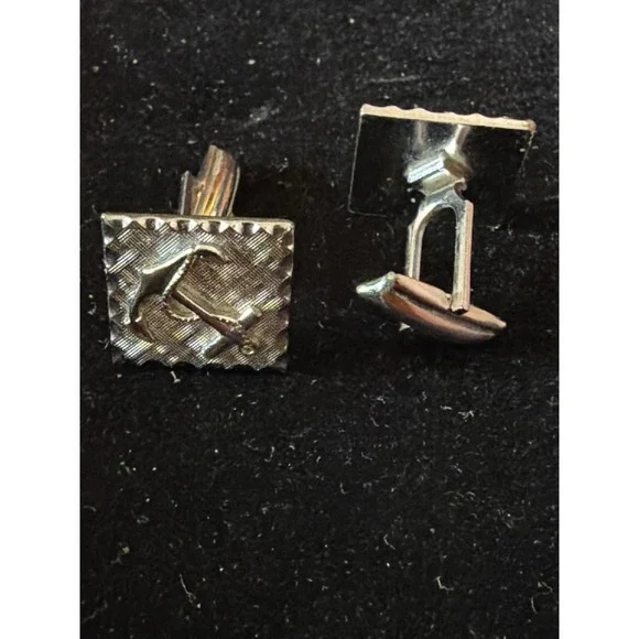 Vintage Silver Tone Anchor Cufflinks Nautical Square Textured Toggle Back Mens