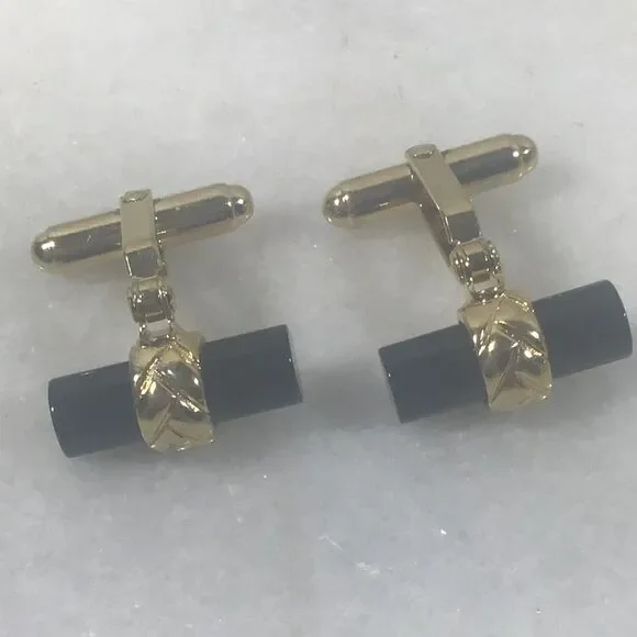 Vintage Black Onyx Gold Tone Chevron Textured Baton Cylinder Cufflinks