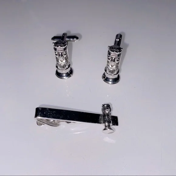 Shields silver cuff links &‎ matching tie clip