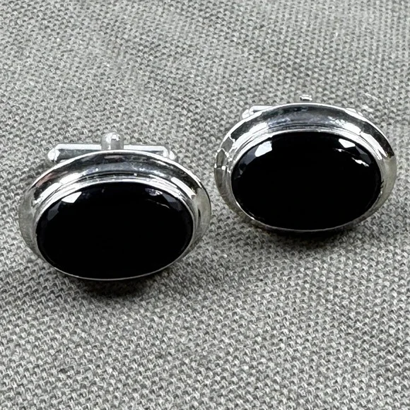VTG Silver Tone Black Onyx Oval Cabochon Toggle Back Cufflinks Father Dad MCM