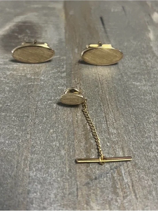 SWANK Gold Oval Cuff Links and Tie Tack Set