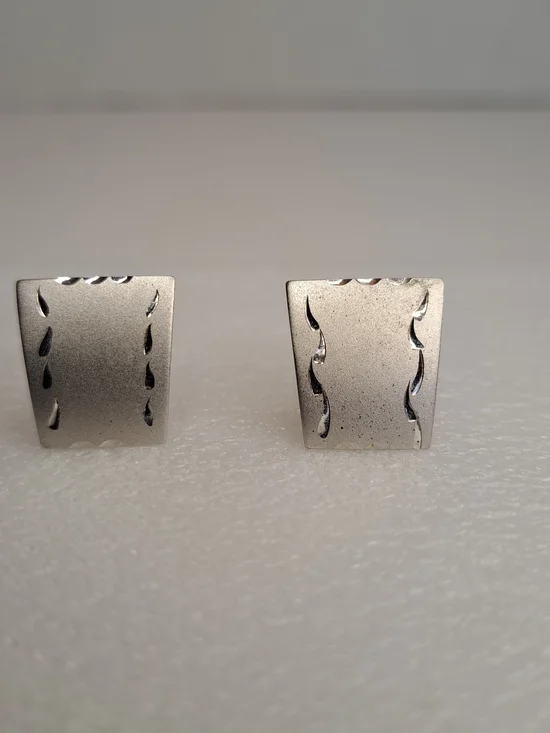 1 Set of Vintage Sterling Silver Etched Trapezoid Shaped Cufflinks 3/4 inch wide