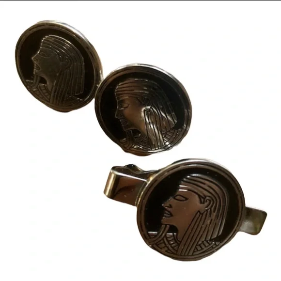 Vintage Egyptian SWANK Tie Clip & Cufflink Set in Black and Silver