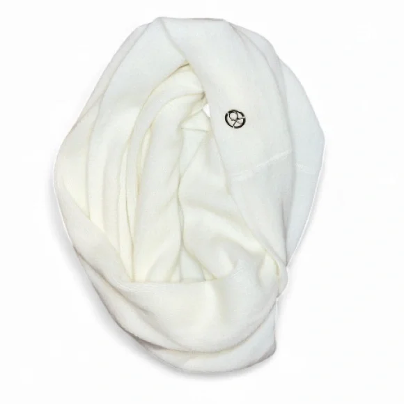NWT Calvin Klein infinity loop Scarf with Logo Accent