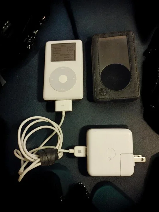 Vintage Apple iPod 4th Gen 20GB Bundle - 14+ Hr Battery Firewire And & USB