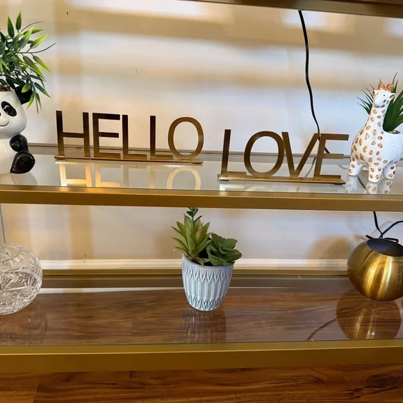 Gold 'Hello Love' Decorative Sign