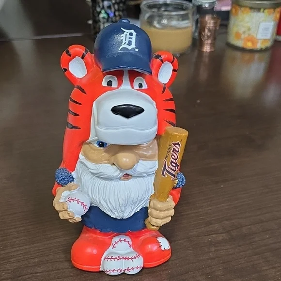 Gnome with Baseball and Bat - Detroit Tigers M.L.B.