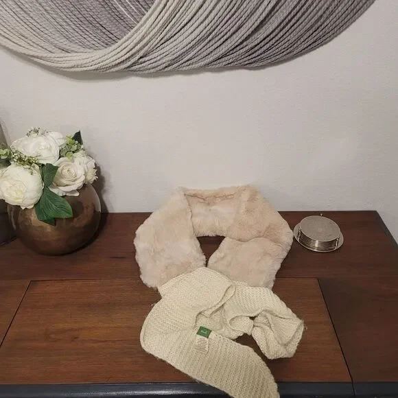 Anthro-Ett Taia Blush Pink Faux Fur Knit Ivory Scarf