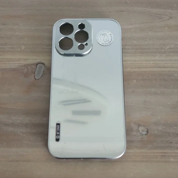 📱 iPhone 14 Pro Max Metal Luxury Case – Silver Polished Finish, NWT phone case