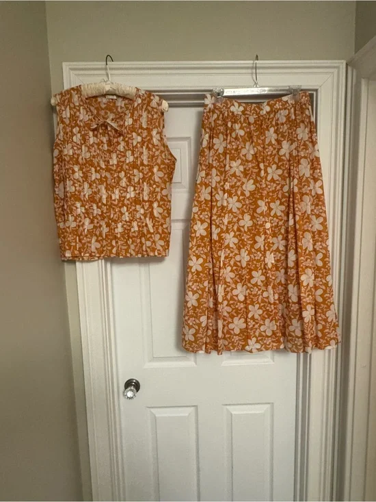 Women's Orange Floral Midi Skirt - Sleeveless Matching Top Set