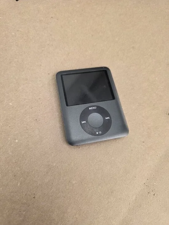 iPod Nano 3rd Generation 8GB Black - Not Tested No Cord